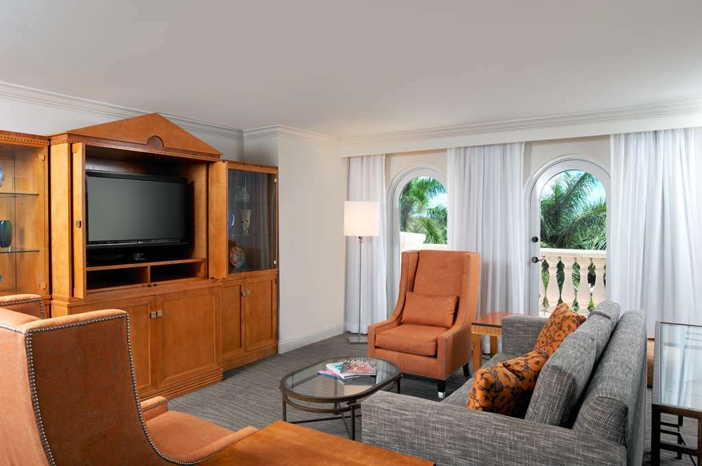 Hilton Naples Hotel Room photo